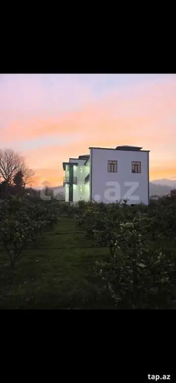 250 000 AZN - 5 otaqlı mənzil , Astara