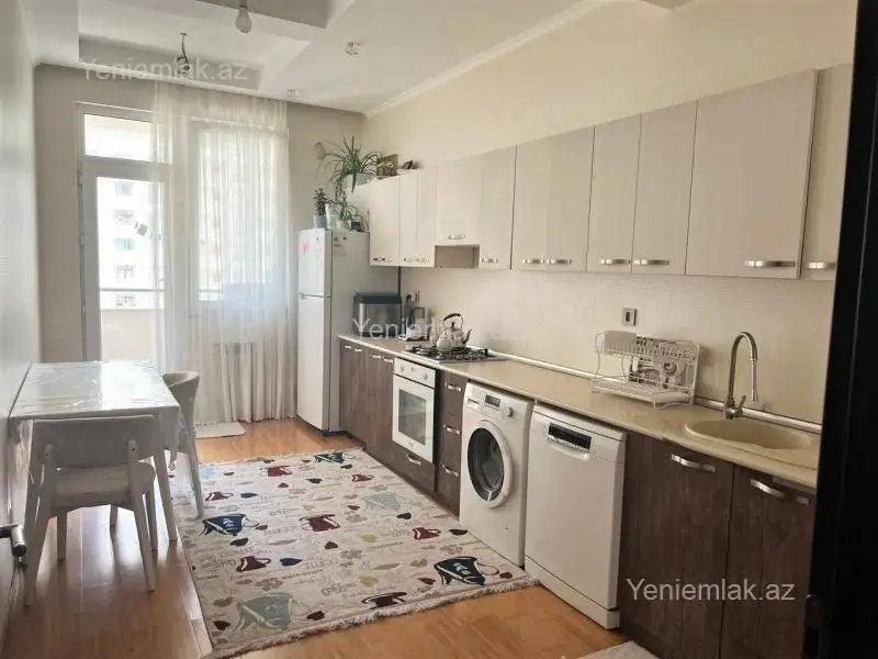 1 050 AZN - 3 otaqlı mənzil Kirayə (aylıq), Yasamal qəs., Yasamal, Bakı