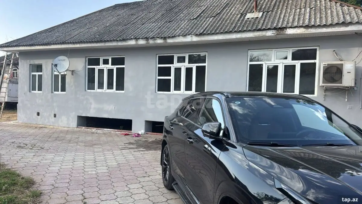 100 AZN - 4 otaqlı mənzil Kirayə (aylıq), Lənkəran