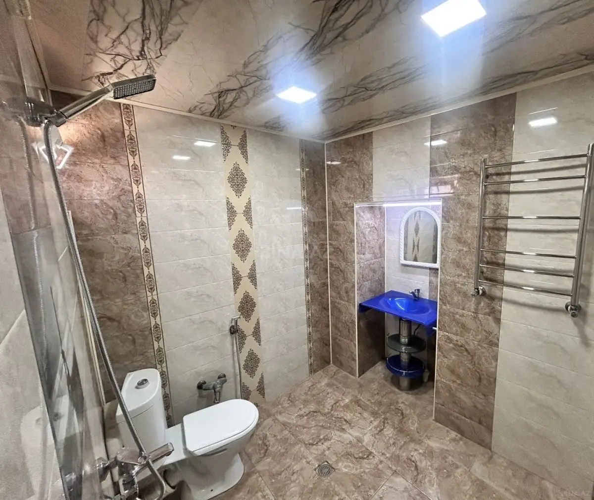 600 AZN - 2 otaqlı mənzil Kirayə (aylıq), Lökbatan qəs., Qaradağ, Bakı
