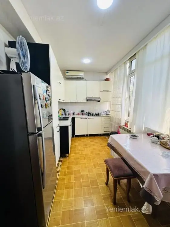 225 000 AZN - 3 otaqlı mənzil Satılır, 8-ci kilometr, Nizami, Bakı