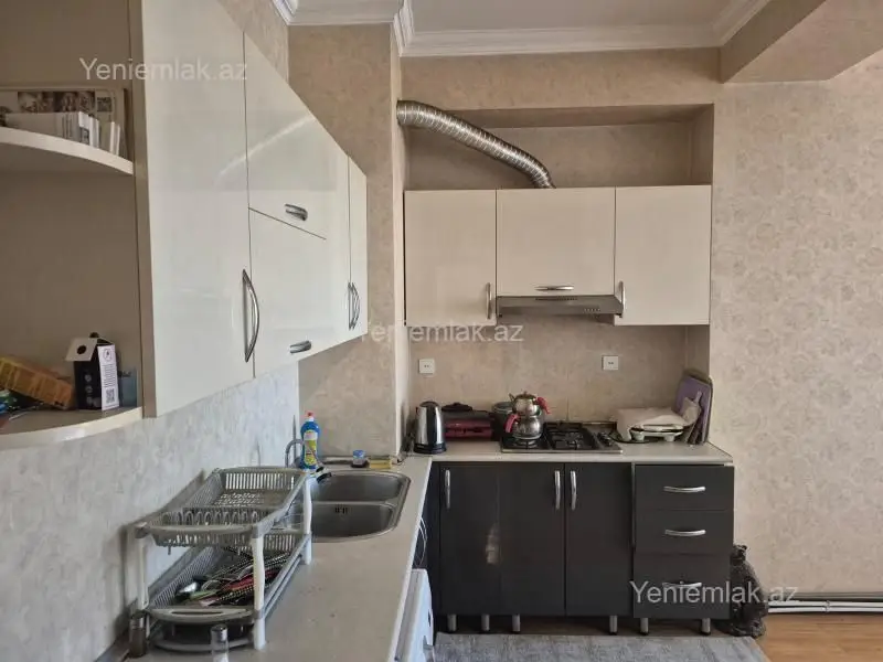 750 AZN - 3 otaqlı mənzil Kirayə (aylıq), Yasamal qəs., Yasamal, Bakı