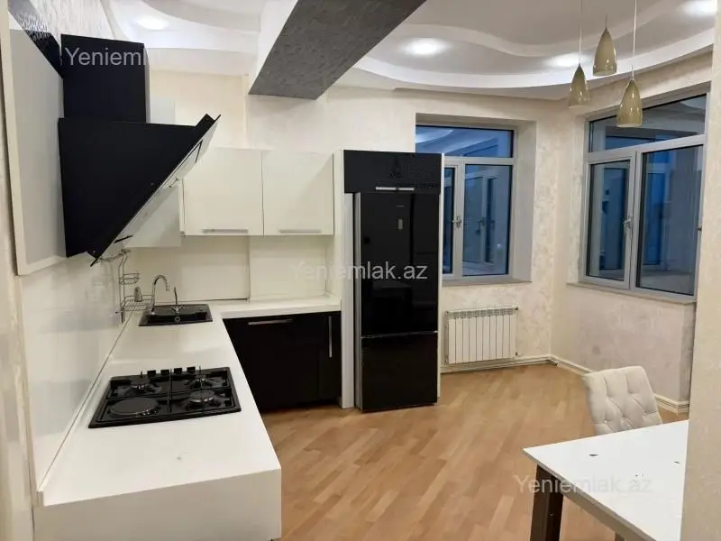 650 000 AZN - 5 otaqlı mənzil Satılır, Yasamal qəs., Nizami, Bakı