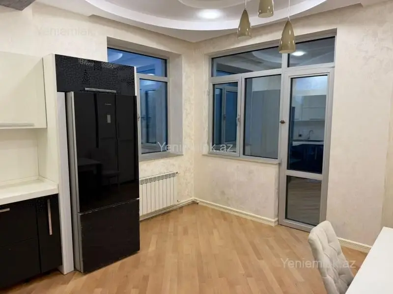 650 000 AZN - 5 otaqlı mənzil Satılır, Yasamal qəs., Nizami, Bakı