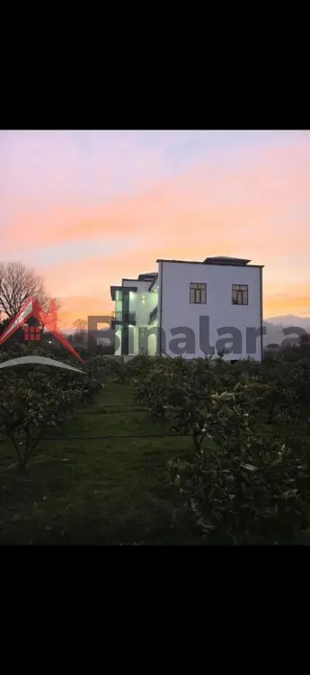 250 000 AZN - 5 otaqlı mənzil Satılır, Astara