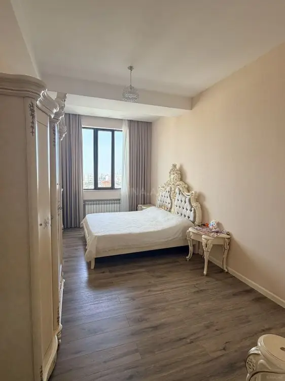 285 000 AZN - 3 otaqlı mənzil Satılır, 3-cü mikrorayon, Abşeron