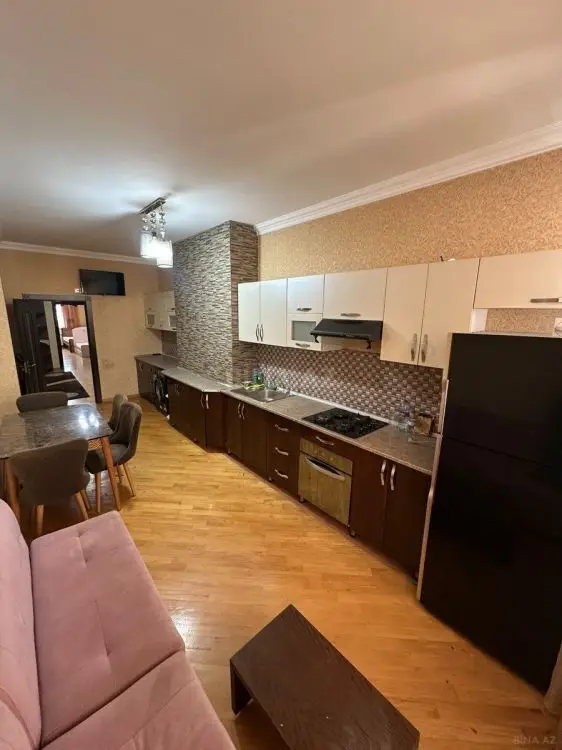 1 000 AZN - 3 otaqlı mənzil Kirayə (aylıq), Abşeron