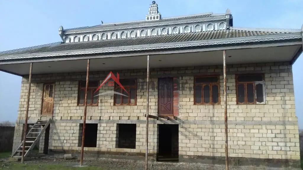 38 000 AZN - 7 otaqlı mənzil Satılır, Kürdəmir