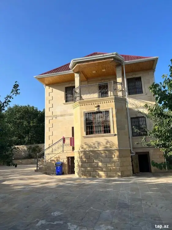 210 000 AZN - 6 otaqlı mənzil , Xızı