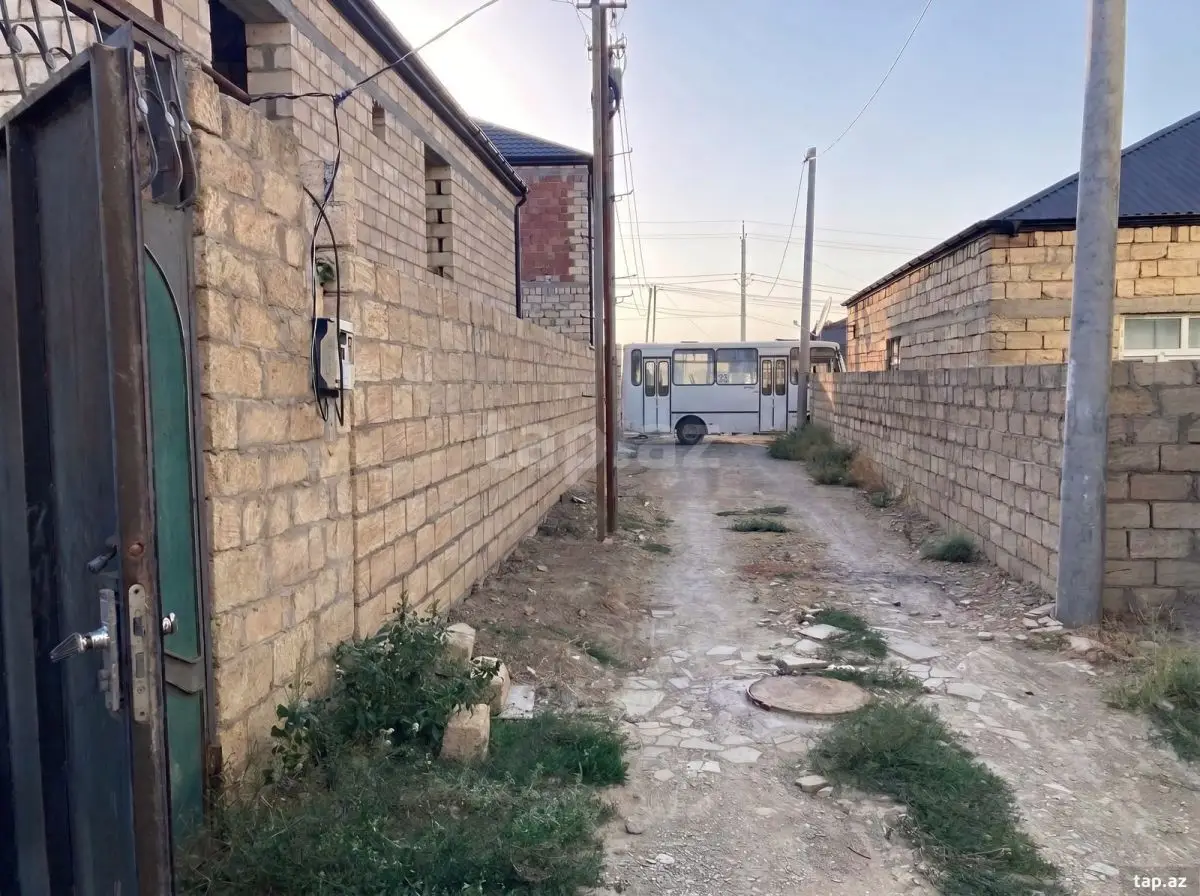 74 000 AZN - 5 otaqlı mənzil, Bakı