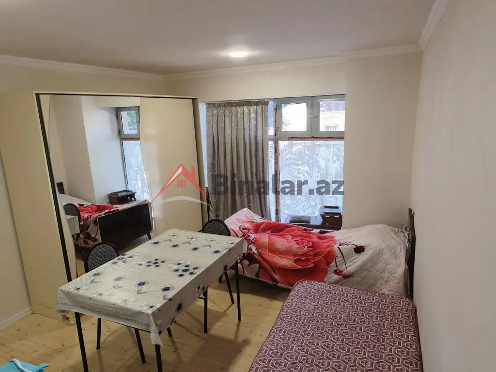100 AZN - 4 otaqlı mənzil Kirayə (aylıq), Gəncə