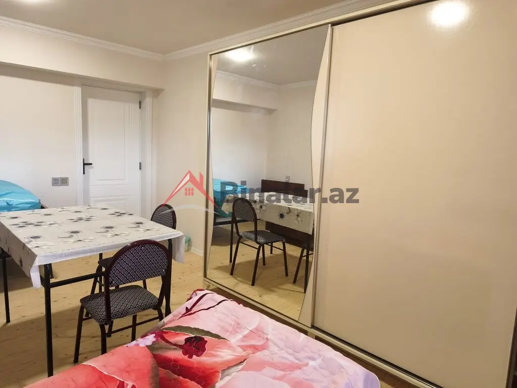 100 AZN - 4 otaqlı mənzil Kirayə (aylıq), Gəncə