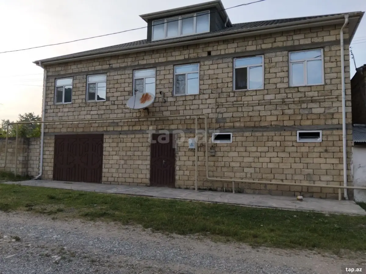 120 000 AZN - 5 otaqlı mənzil , Quba