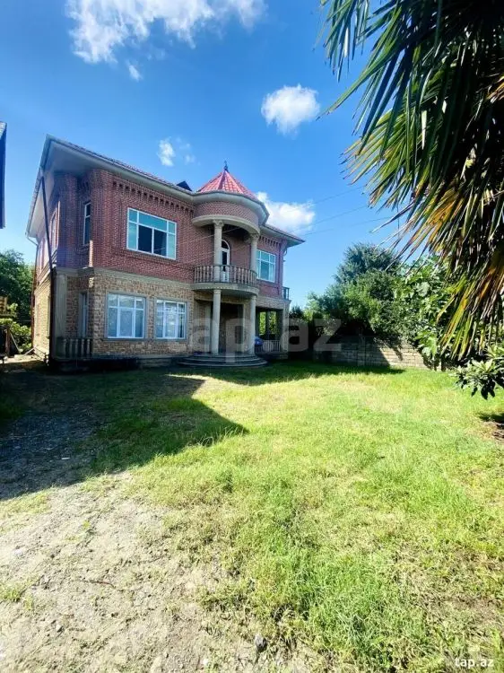350 AZN - 5 otaqlı mənzil Kirayə (aylıq), Lənkəran