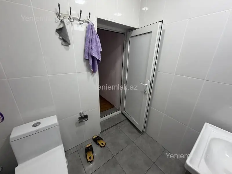 95 000 AZN - 9 otaqlı mənzil Satılır, Şəki