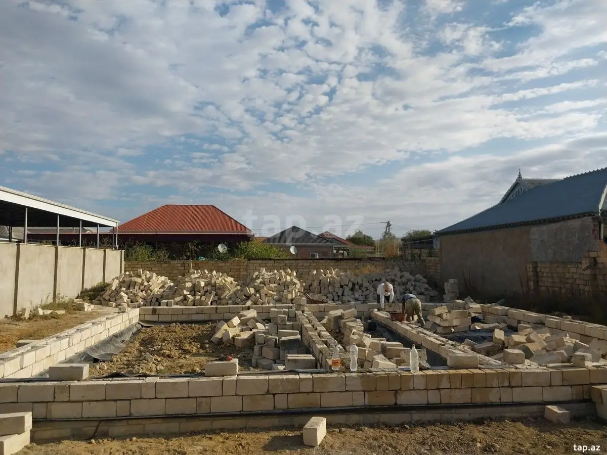 65 000 AZN - 5 otaqlı mənzil , Şirvan