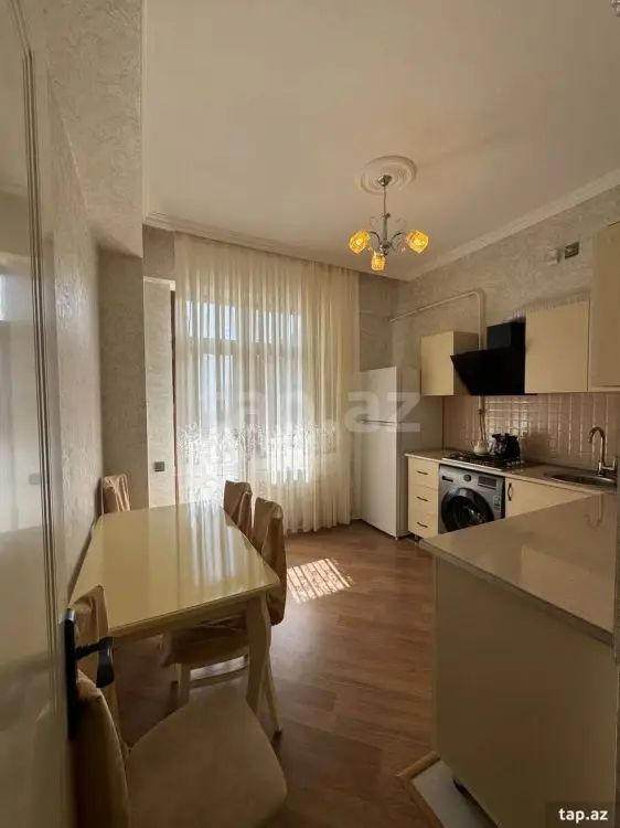 680 AZN - 2 otaqlı mənzil Kirayə (aylıq), Səbail, Bakı