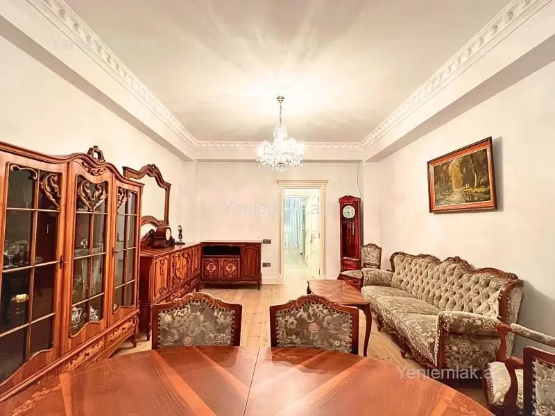 2 000 AZN - 3 otaqlı mənzil Kirayə (aylıq), Nərimanov, Bakı