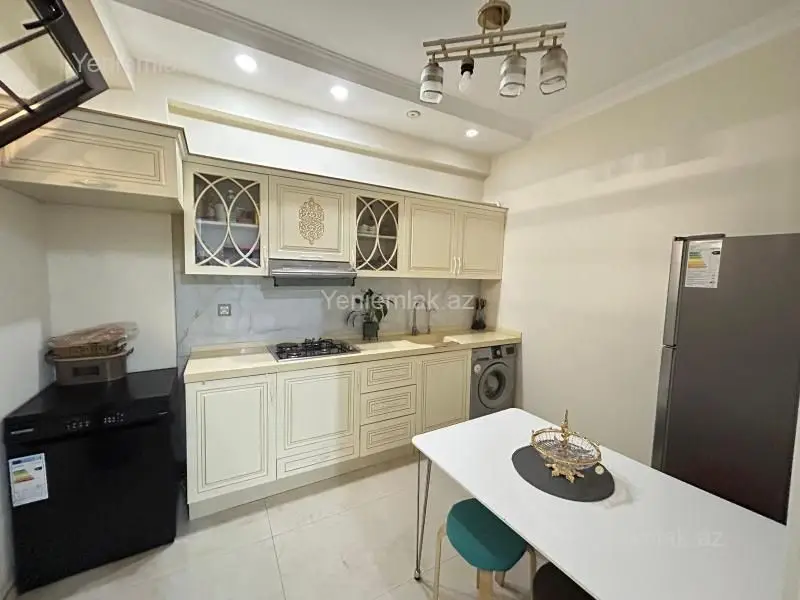 850 AZN - 2 otaqlı mənzil Kirayə (aylıq), Nizami, Bakı