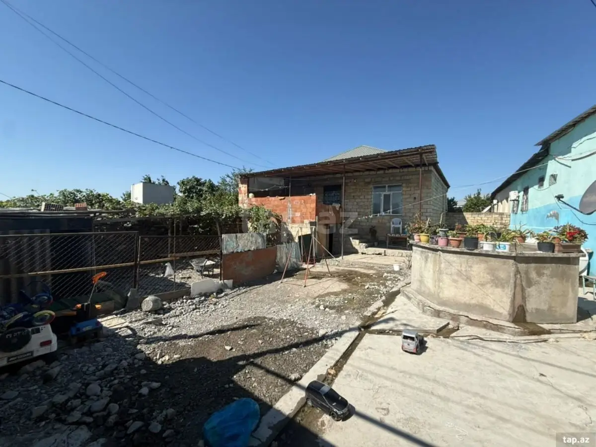 58 000 AZN - 3 otaqlı mənzil , Şəki