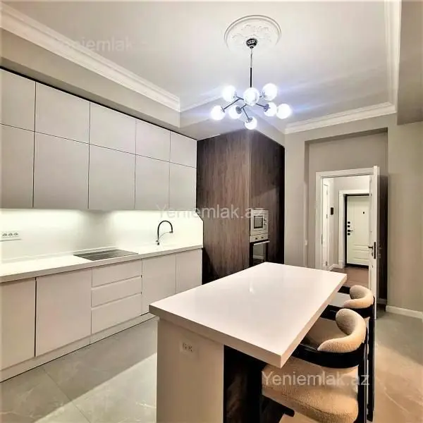 2 500 AZN - 3 otaqlı mənzil Kirayə (aylıq), Ağ şəhər, Xətai, Bakı