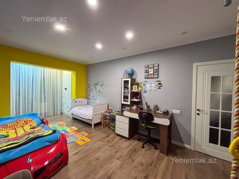 260 000 AZN - 4 otaqlı mənzil Satılır, 8-ci mikrorayon, Binəqədi, Bakı