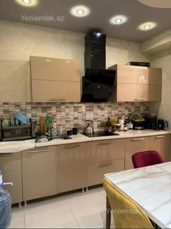 850 AZN - 3 otaqlı mənzil Kirayə (aylıq), Yasamal qəs., Yasamal, Bakı