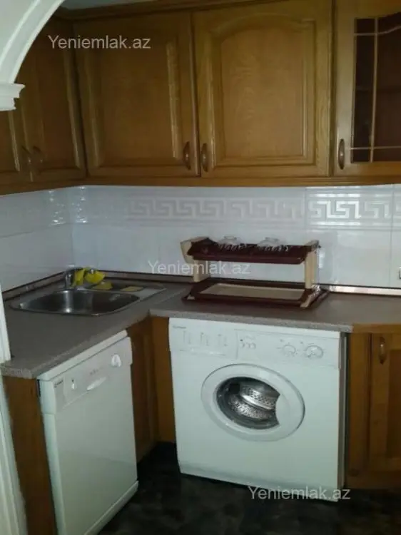 799 AZN - 2 otaqlı mənzil Kirayə (aylıq), Səbail, Bakı