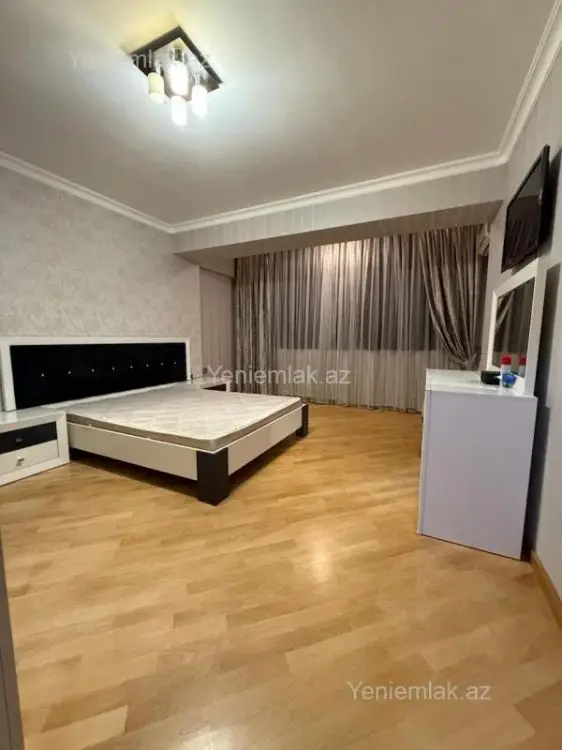 1 499 AZN - 3 otaqlı mənzil Kirayə (aylıq), Səbail, Bakı