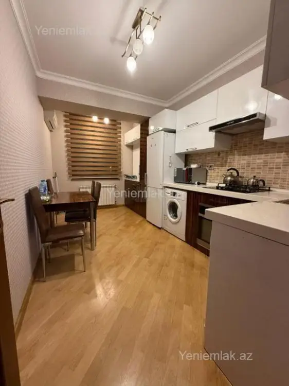 1 499 AZN - 3 otaqlı mənzil Kirayə (aylıq), Səbail, Bakı