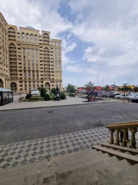 313 000 AZN - 3 otaqlı mənzil Satılır, Bayıl qəs., Abşeron