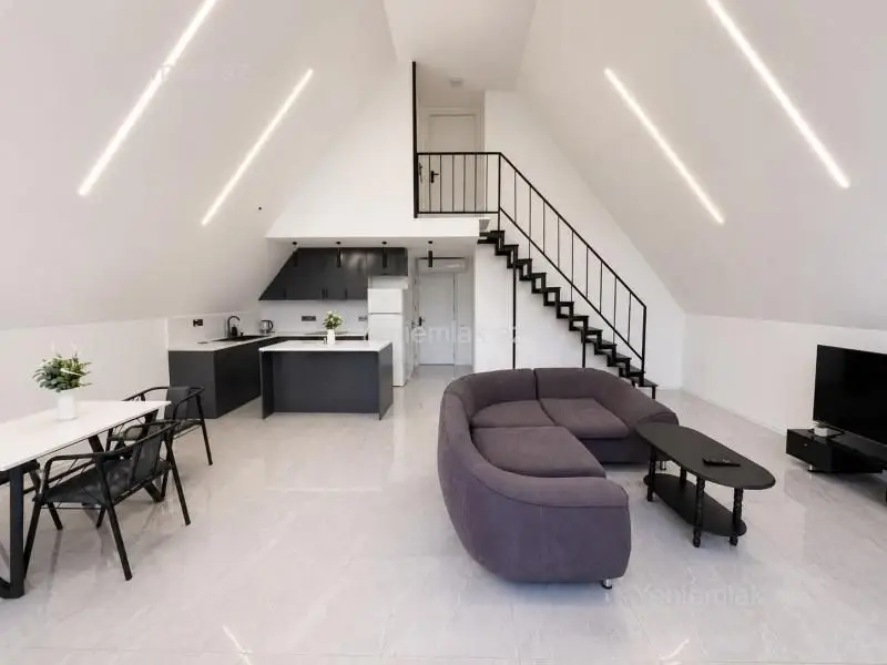 150 AZN - 3 otaqlı mənzil Kirayə (günlük), Mərdəkan, Xəzər, Bakı