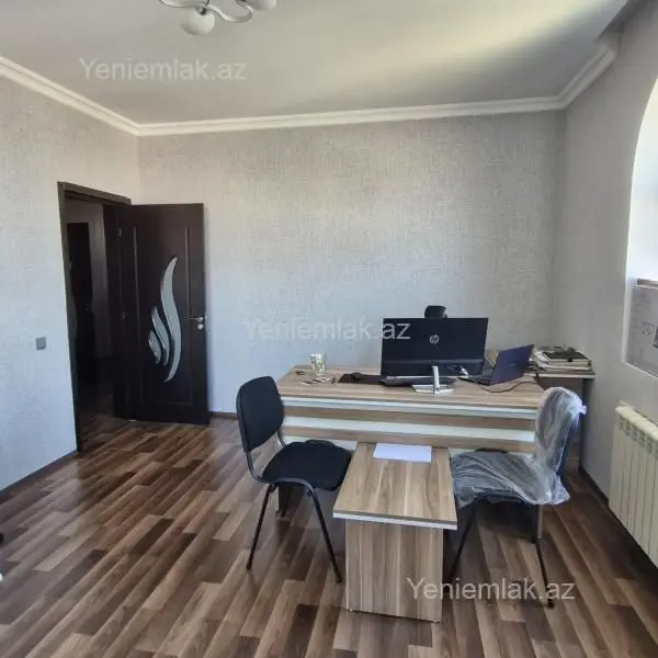 500 000 AZN - 8 otaqlı mənzil Satılır, Nizami, Bakı