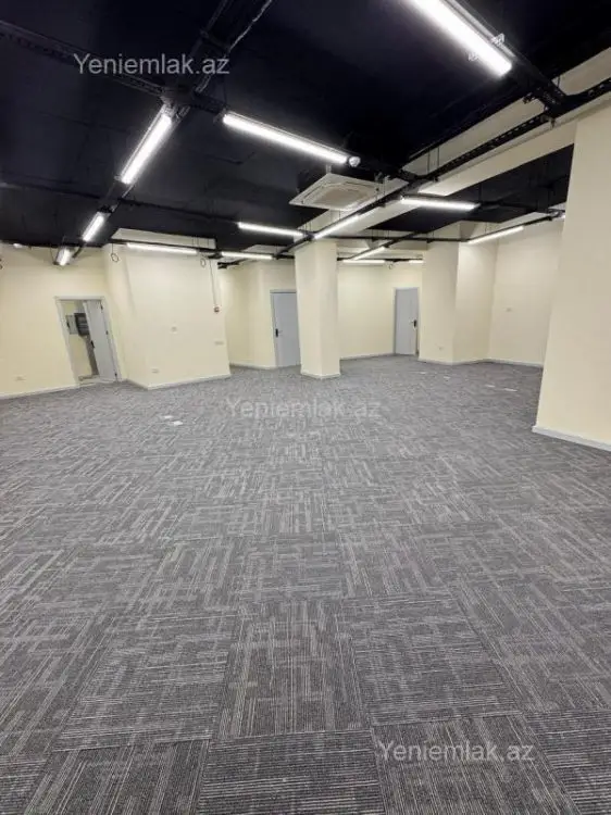2 500 AZN - 215 m² Obyekt / Ofis Kirayə (aylıq), Yasamal qəs., Nizami, Bakı