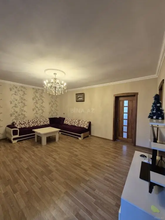 950 AZN - 4 otaqlı mənzil Kirayə (aylıq), 8-ci kilometr, Nizami, Bakı