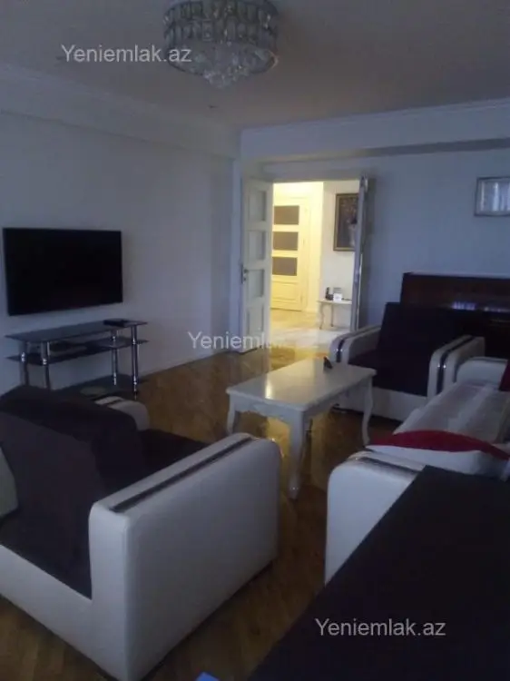 1 299 AZN - 3 otaqlı mənzil Kirayə (aylıq), Səbail, Bakı