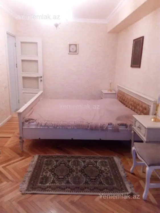 1 299 AZN - 3 otaqlı mənzil Kirayə (aylıq), Səbail, Bakı