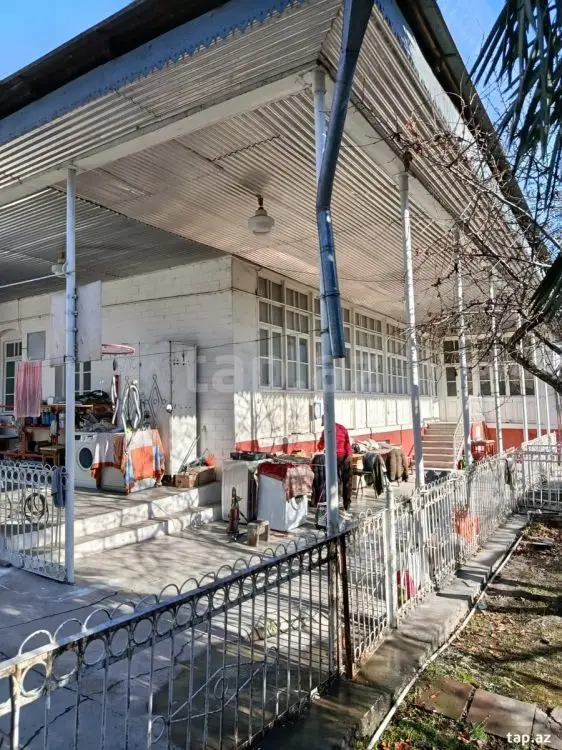 75 000 AZN - 5 otaqlı mənzil , Şəki