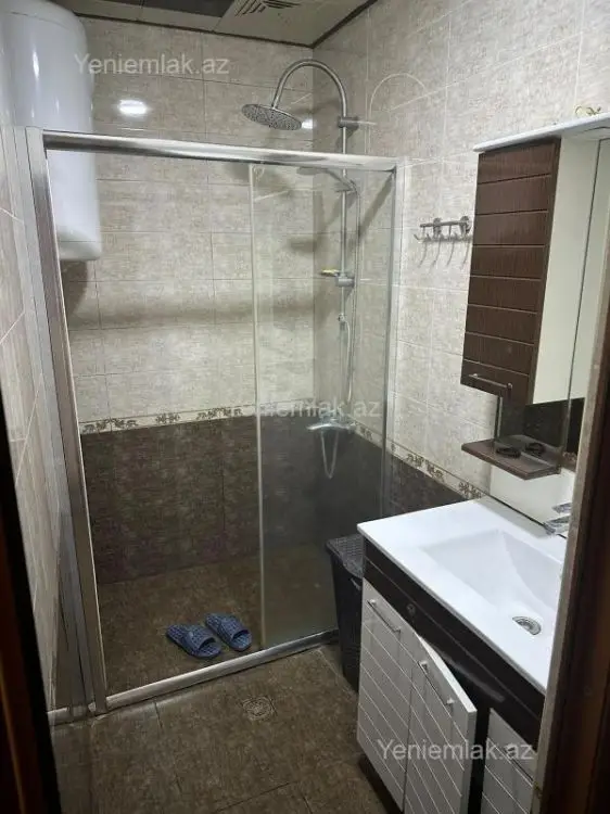 185 000 AZN - 4 otaqlı mənzil Satılır, Yeni Günəşli qəs., Suraxanı, Bakı