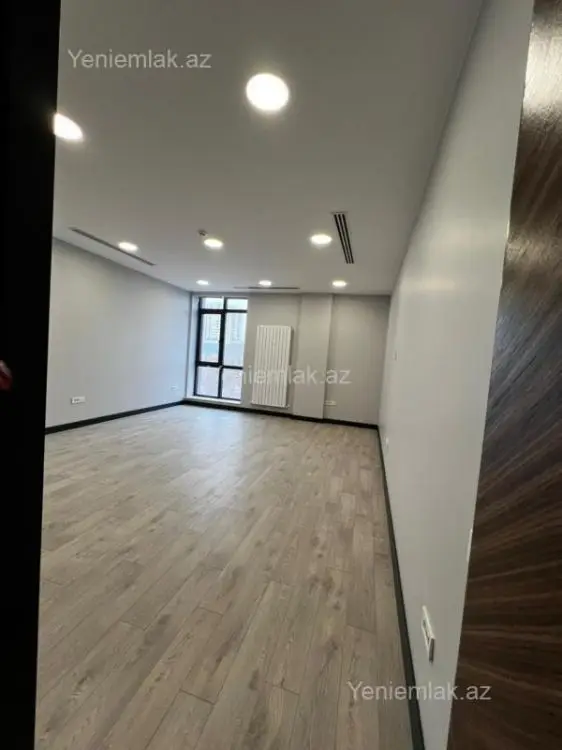 4 500 AZN - 220 m² Obyekt / Ofis Kirayə (aylıq), Nəsimi, Bakı