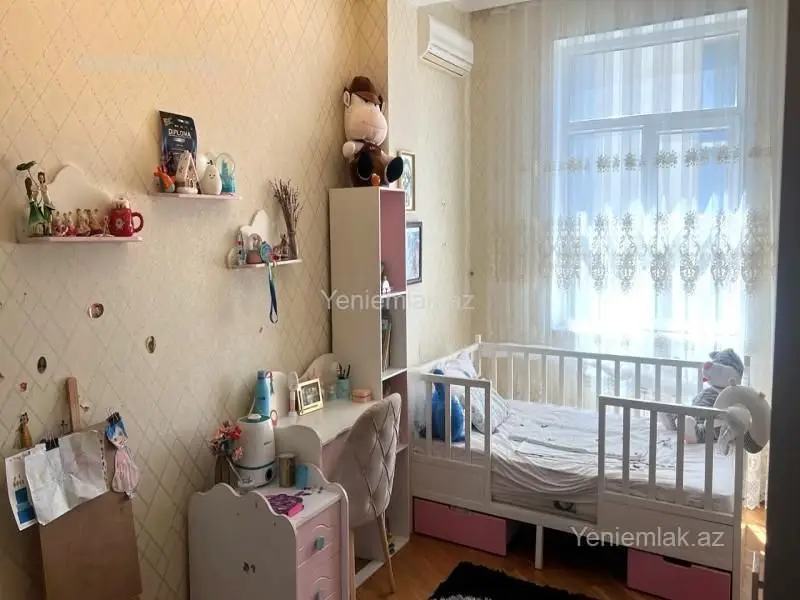 1 300 AZN - 3 otaqlı mənzil Kirayə (aylıq), Nəsimi, Bakı