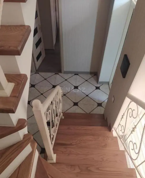 700 AZN - 5 otaqlı mənzil Kirayə (aylıq), Qəbələ
