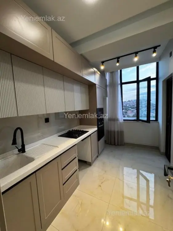274 000 AZN - 3 otaqlı mənzil Satılır, Badamdar qəs., Səbail, Bakı