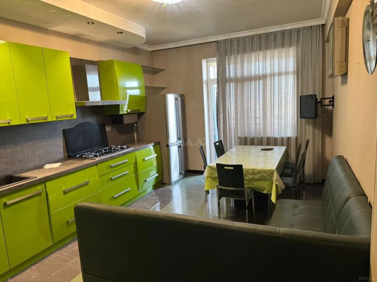 1 600 AZN - 4 otaqlı mənzil Kirayə (aylıq), Nəsimi, Bakı