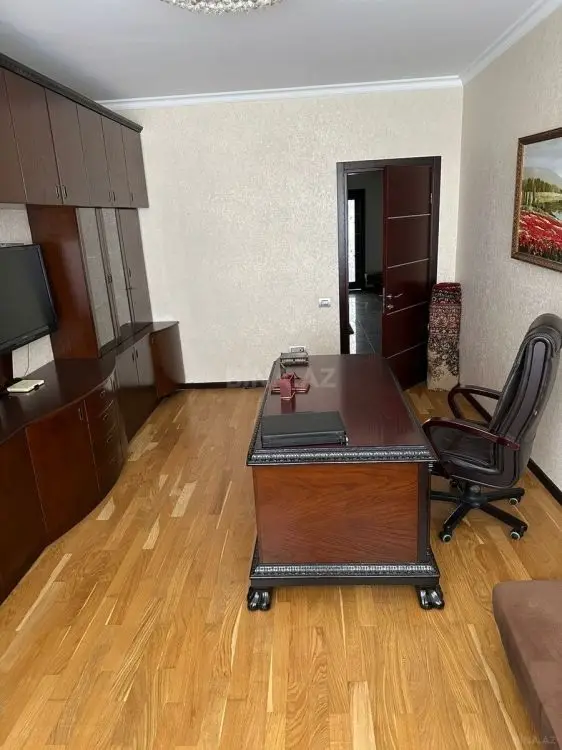 1 600 AZN - 4 otaqlı mənzil Kirayə (aylıq), Nəsimi, Bakı