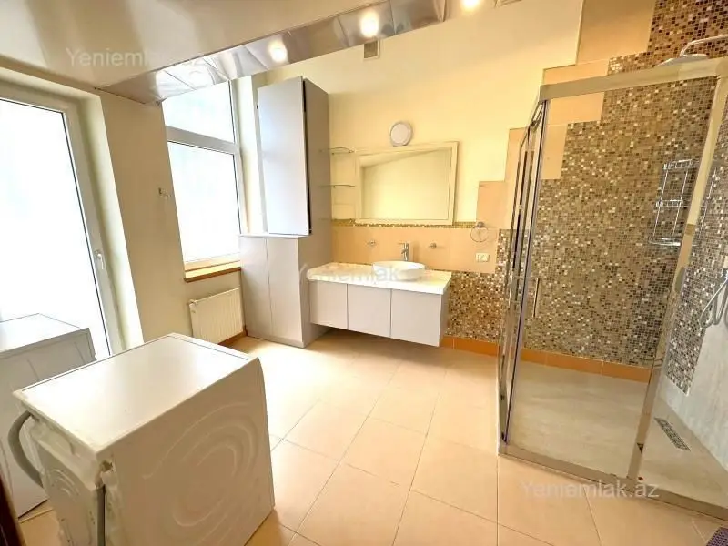 1 800 AZN - 4 otaqlı mənzil Kirayə (aylıq), İçəri şəhər, Səbail, Bakı
