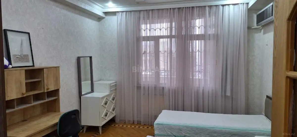 1 200 AZN - 4 otaqlı mənzil Kirayə (aylıq), Nərimanov, Bakı
