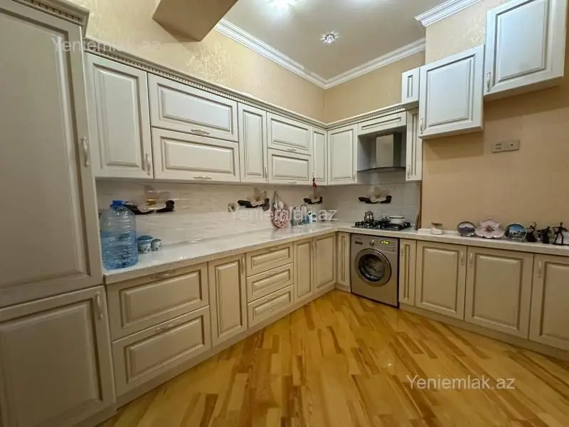 285 000 AZN - 3 otaqlı mənzil Satılır, Yasamal qəs., Yasamal, Bakı
