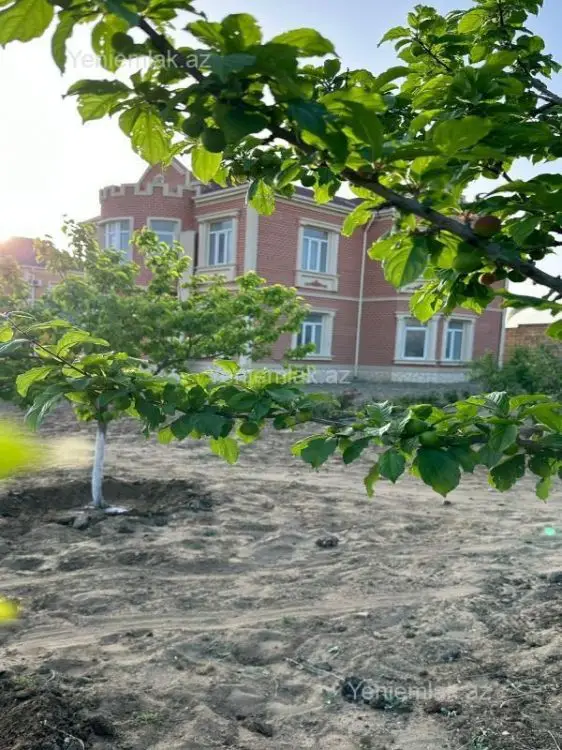 260 000 AZN - 7 otaqlı mənzil Satılır, Saray, Abşeron