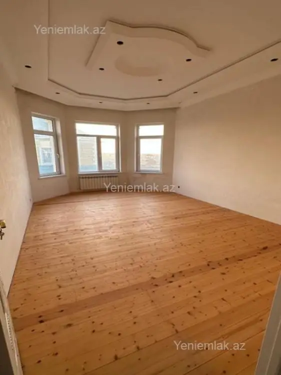 260 000 AZN - 7 otaqlı mənzil Satılır, Saray, Abşeron